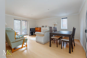 Photo 7- click for photo gallery